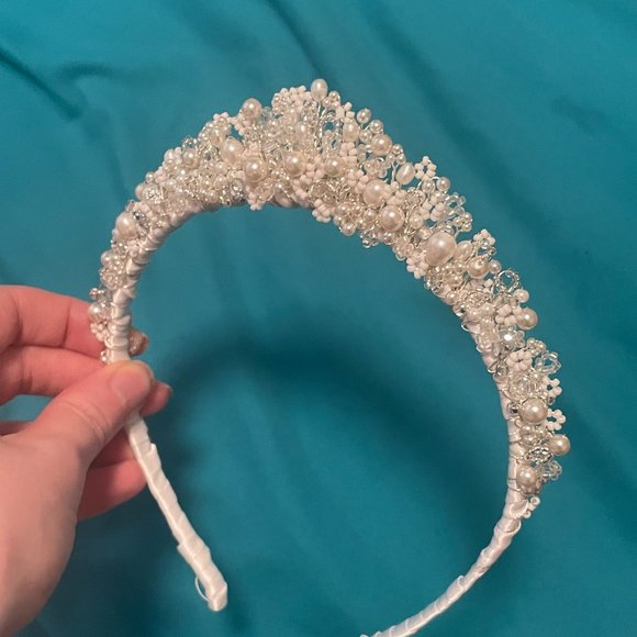 Stunning handmade bridal tiara with pearls and beading